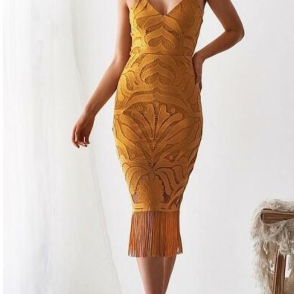 💛Boho Tassel Dress size 4🧡